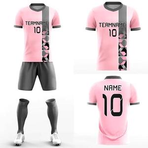 Conjunto de Uniforme de Fútbol Personalizado, Color Rosa, con Nombre y Número Impresos por Sublimación, Ropa de Equipo - Product Image 1