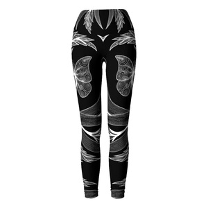 Leggings Deportivos de Cintura Alta con Estampado Tribal en Blanco y Negro, Personalizados OEM, Tejido Elástico de Spandex y Poliéster, Pantalones de Yoga para Mujer - Product Image 4