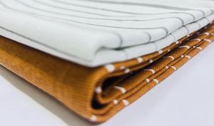 ผ้าเช็ดครัวลายทางพิมพ์ลายพรีเมียม 100% ผ้าฝ้าย สีขาว/สีสนิม จากผู้ผลิตในอินเดีย ราคาขายส่ง - Product Image 2