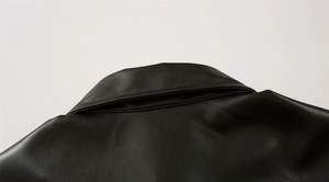 Chaqueta de cuero estilo urbano para hombre, negra, de verano, holgada, con solapa, de un solo botón, camisa de cuero de manga corta de PU para hombre - Product Image 5