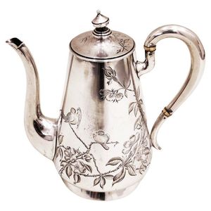 กาต้มกาแฟโลหะสีเงินสุดหรู คุณภาพเยี่ยม ชุดกาต้มน้ำโลหะสุดหรู สำหรับโรงแรม ร้านอาหาร และงานจัดเลี้ยง - Product Image 1