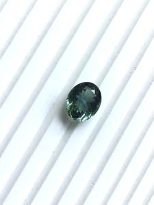 Pierre de tourmaline verte naturelle de 7,53 carats, taille ovale, pour la fabrication de bijoux fins - Product Image 5