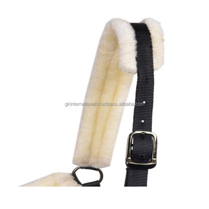 Halter de cheval en nylon de rembourrage de vison doux et confortable dans de nombreuses couleurs et tailles avec double quincaillerie nickelée réglable - Product Image 5