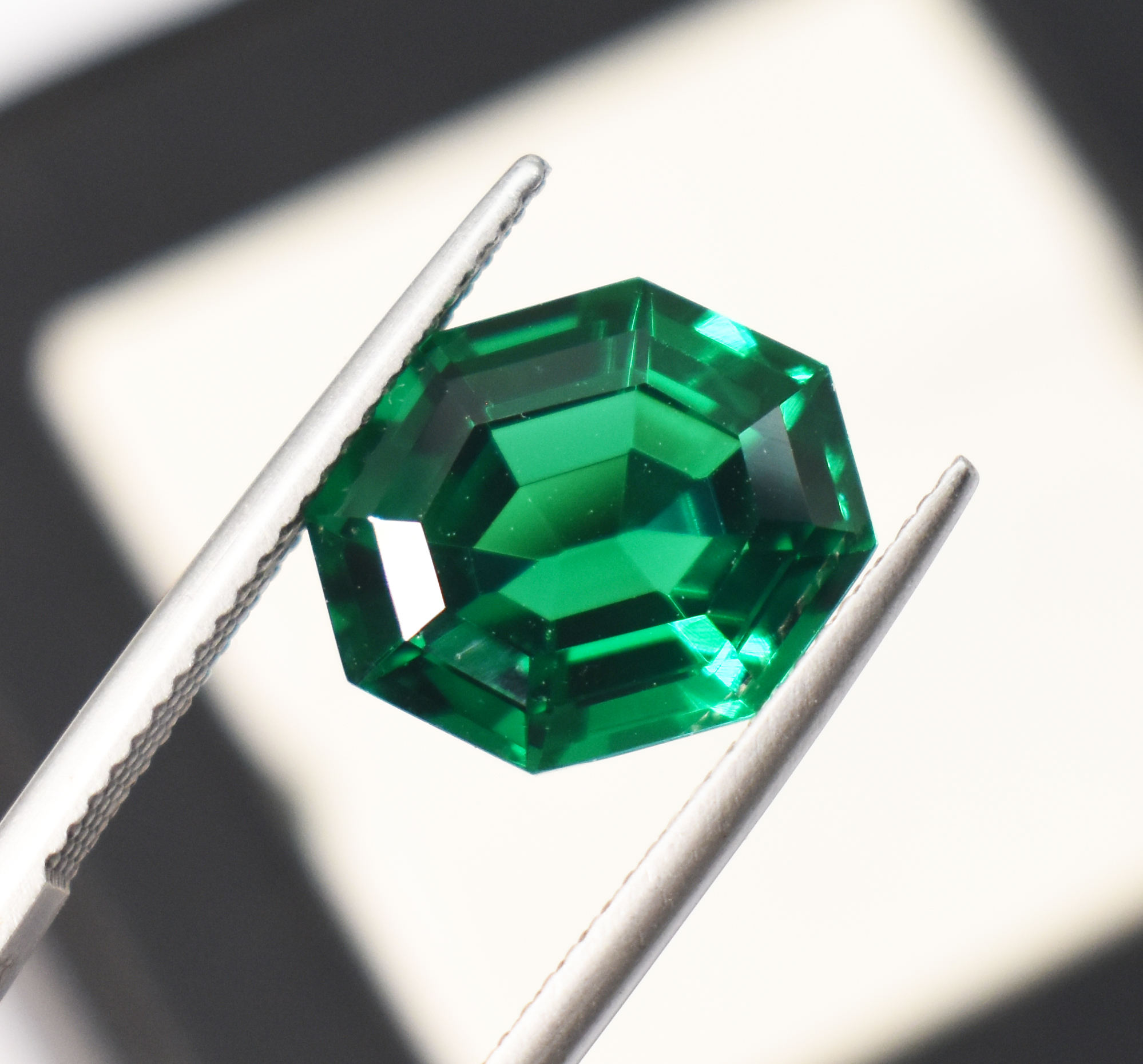 สีเขียว