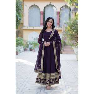 Vestido Bordado con Lentejuelas Múltiples de Estilo Indio y Pakistaní para Fiestas - Product Image 4