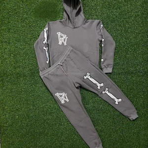 Conjunto de Sudadera con Capucha Térmica de Forro Polar Personalizable con Estampado Invernal y Pantalones Deportivos para Hombre - Product Image 1