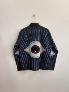 Chaqueta Bordada a Mano Estilo Vintage Kantha con Ojo Turco, Abrigo Hippie para Mujer - Product Image 6