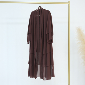 Chemise décontractée noire à manches longues unie pour femme grande taille, coupe ample, longueur intégrale, en polyester satiné, avec décolleté en V et détail ouvert sur le devant, idéale pour l'été - Product Image 2