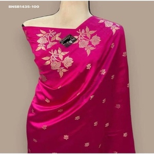 Ensemble de sari en nylon Banarasi de qualité supérieure avec tissage Butta floral sur toute la surface et sur le bord, et pallu riche - Prix de gros - Product Image 1