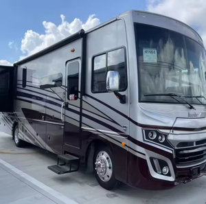 Camping-cars de classe A Fleetwood Bounder d'occasion, super propres, 2024, 2023, 2022, 2021, Great Outdoors Super - Product Image 6