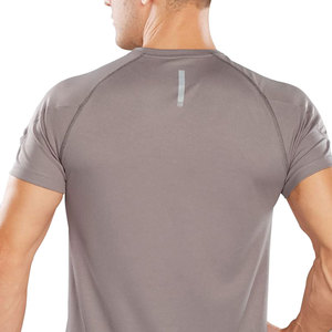 Nueva camiseta de poliéster para hombre con costuras, logotipo/colores personalizados, antiarrugas, transpirable, ligera, de primera calidad. - Product Image 6