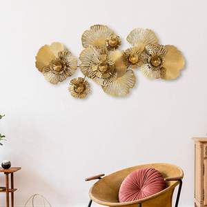 DAYSTAR TRADE Ensemble de sculptures murales florales modernes plaquées or, art métallique contemporain, décoration de salon, pièce unique rectangulaire - Product Image 4
