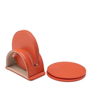 Sous-verre en cuir à sublimation de luxe et tasse à café et thé sous-verre en cuir à logo en relief de forme ronde avec vente - Product Image 1