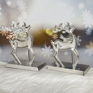 Juego de 2 Colgadores de Metal Plateado Brillante con Forma de Reno 3D, Soportes Decorativos para Calcetines Navideños para la Chimenea - Product Image 5