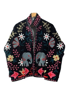 เสื้อแจ็คเก็ตซูซานีงานแฮนด์เมดพร้อมงานปักแบบดั้งเดิมและลวดลายศิลปะ เหมาะสำหรับคอลเลกชันแฟชั่นบูติกและการสวมใส่แบบเลเยอร์ - Product Image 5