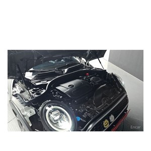 Mini Clubman 2021/1 Modelo Base con Asientos de Cuero, Cámara Trasera, Volante a la Izquierda, 54,204 km, Estándar de Emisiones Euro V - Product Image 6