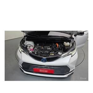 Toyota Sienna 2.5 Híbrida AWD 2023 con Asientos de Cuero, Cámara Trasera, 16,596 km, Volante a la Izquierda - Product Image 6