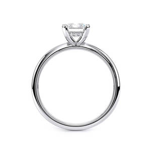 Anillo de Compromiso Solitario de Diamante Cultivado en Laboratorio con Corte Radiante de Oro Sólido de 14K, Chapado en Rodio Vintage, Certificado IGI, Rectangular - Product Image 6