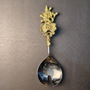 Ensemble de serveur à gâteau et de fourchettes à dessert en or luxueux avec fleurs d'orchidée, ensemble de coupe de gâteau de mariage orné de fleurs pour les fêtes et les événements - Product Image 5