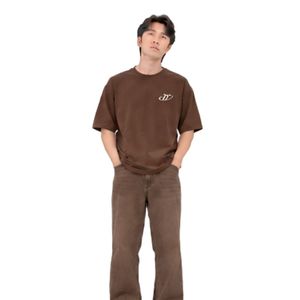 T-shirt à col rond marron surdimensionné pour homme avec pantalon marron coupe décontractée, tenue streetwear décontractée - Product Image 1
