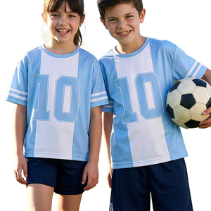 Ensemble maillot et short de football rayé bleu et blanc pour enfants, respirant, 100 % polyester, tenue d'équipe pour jeunes, personnalisable par sublimation - Product Image 1