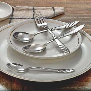 24 PCS Ensemble de couverts en acier inoxydable à pois Groom Vaisselle de qualité supérieure pour une expérience culinaire élégante - Product Image 4