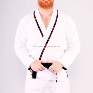 Meilleure qualité hommes karaté uniforme respirant séchage rapide polyester options personnalisables vente chaude Stretch vêtements d'arts martiaux - Product Image 1