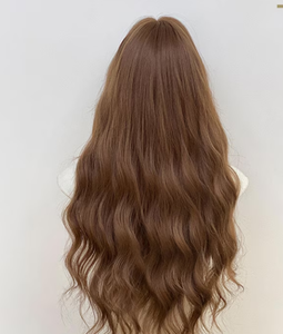 Perruque synthétique longue ondulée marron moyen de luxe, avec frange rideau pour encadrement du visage, haute densité, en fibre thermorésistante, vente en gros d'usine - Product Image 3