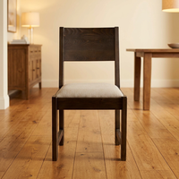 Chaise de salle à manger en bois rembourrée moderne avec dossier confortable pour hôtel, restaurant, mobilier