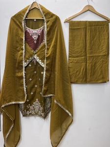 Nouvelle collection de costumes Sharara pour mariage et occasions spéciales, disponibles à des prix abordables chez Samp Corporation - Product Image 6
