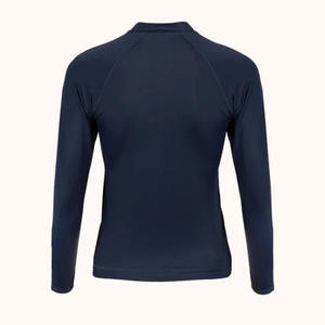 Rashguard de Tela Reciclada Personalizado por el Fabricante, Protección Solar, con Cierre, para Mujer - Product Image 6