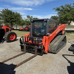 เครื่องยนต์รถตักล้อยาง KUBOTA ของแท้ คุณภาพสูง พร้อมมอเตอร์ปั๊ม 220v ของแท้ใหม่เอี่ยมสำหรับขาย - Product Image 1