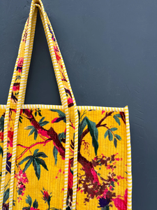 Sac fourre-tout en coton matelassé Kantha fait main, personnalisable, grand format, style bohème, pour la plage et les voyages, avec fermeture éclair, brodé, sac de shopping, intérieur portable - Product Image 3