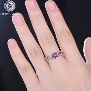 Bague de fiançailles en moissanite plaqué or 14 carats pour femme Charm Jewells, certifiée IGI, sertissage classique à griffes, pierre précieuse de 3g - Product Image 1