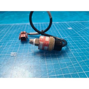 วาสโก้ P110-31W2B-X/9133 สวิตช์แรงดันขนาดกะทัดรัด ใช้ได้ทันที อะไหล่อุปกรณ์เซมิคอนดักเตอร์รุ่นเก่า - Product Image 5