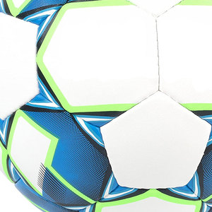Ballon de football de taille officielle 5 de haute qualité, nouveau design, logo personnalisé, cuir PU PVC, ballon d'entraînement et de match avec logo imprimé - Product Image 3