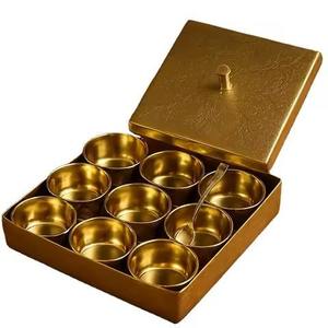 Ensemble de boîtes à épices en cuivre martelé faites à la main pour la cuisine à domicile, capacité de 7 pièces, écologiques, durables, de qualité alimentaire, résistantes aux taches - Product Image 1