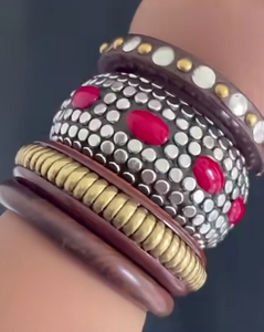 Conjunto de brazaletes gruesos de madera y latón hechos a mano, pulseras llamativas para mujer, accesorios de joyería de moda - Product Image 4