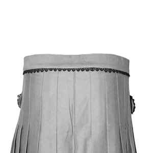 Kilt utilitaire en coton bleu marine fait main pour femmes - Kilt écossais de travail robuste avec poches cargo spacieuses - Product Image 5