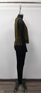 Top Corto sin Mangas con Flecos Oliva para Mujer, Blusa de Moda Boho para Combinar en Capas - Product Image 3