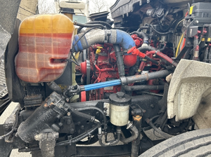 Camión de Caja Mediana International MV607 2020, Ligeramente Usado, con Transmisión Automática, 188,898 millas - Product Image 5