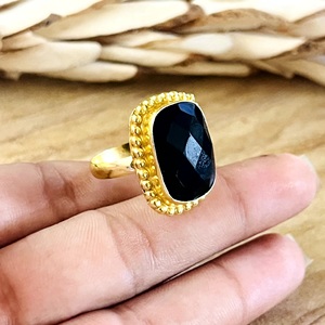 Bague Bohème Tendance en Onyx Tribal en Laiton Plaqué Or 18 carats pour Femme, Anneau Géométrique Vintage en Onyx Noir pour Vente en Gros/OEM/ODM - Product Image 2
