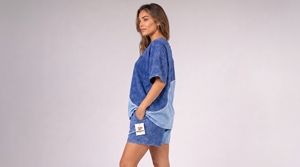 Ensemble d'été pour femmes en tissu premium délavé à l'acide, chemise et short assortis, tenue confortable et légère pour un usage quotidien - Product Image 5