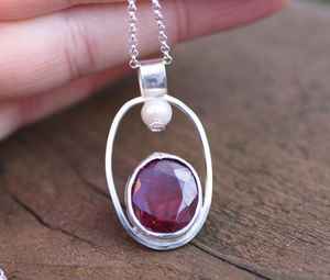 Collar con colgante de rubí y perla hecho a mano, plata de ley, piedra de nacimiento de julio, elegante joya de piedras preciosas, regalo para ella - Product Image 6