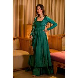 Hermoso vestido de fiesta y parte inferior con tamaño Dupatta XS para un aspecto impresionante - Product Image 4