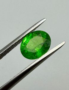 Pierre précieuse naturelle de tsavorite grenat, taille ovale, vert vif, 1,57 ct, pour la fabrication de bijoux, pierre de collection - Product Image 5