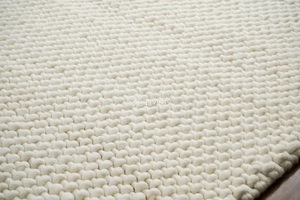 Alfombra Trenzada a Mano de Lana/Algodón con Diseño de Guijarros |   Alfombra de área con borde texturizado de tamaño personalizado |   Alfombra Tradicional de Pelo Plano Ecológica - Product Image 4