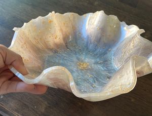 ถาดเสิร์ฟเรซิ่นสีรุ้งทำมือ งานฝีมือเหนือกาลเวลา พร้อมลายทองคำเปลว ตกแต่งโต๊ะด้วยการวาดมือ - Product Image 2