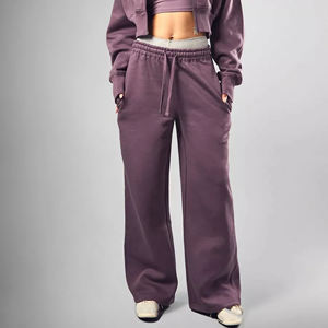 Pantalones de chándal de forro polar morados para mujer, de pierna ancha, cintura alta, ajuste holgado, largo completo, informales, con logo bordado en la pierna derecha, a precio económico. - Product Image 5