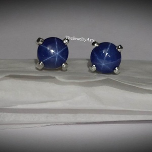 Boucles d'oreilles en saphir bleu étoilé naturel de 6 mm, en argent sterling 925, boucles d'oreilles rondes en saphir étoilé pour femmes, pour cadeau - Product Image 1